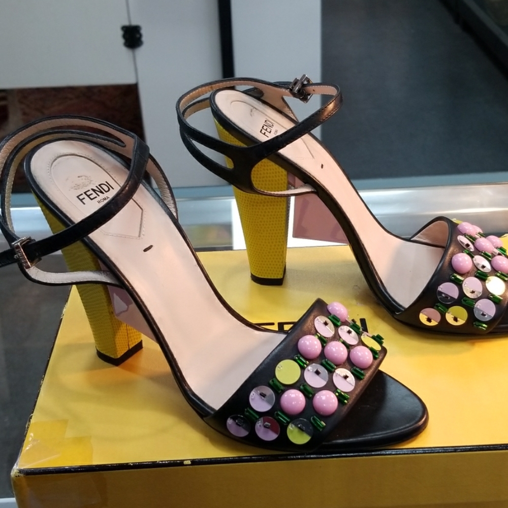 FENDI shoes made in italy